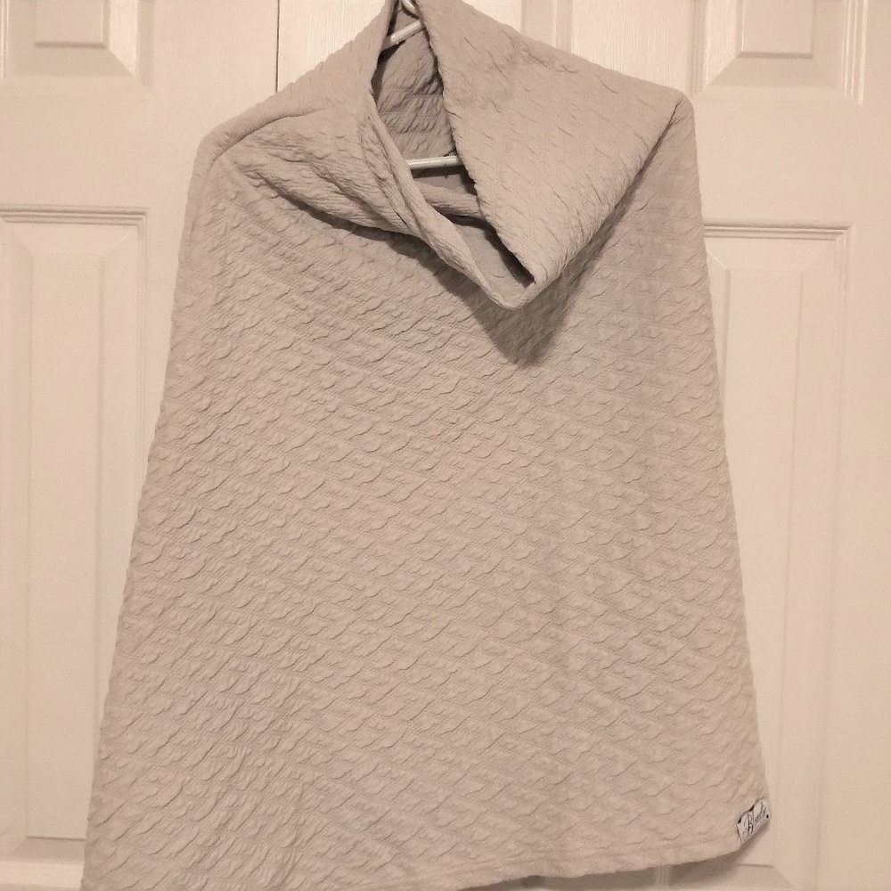 LIGHT PINK Blondie Apparel “Winter Poncho”